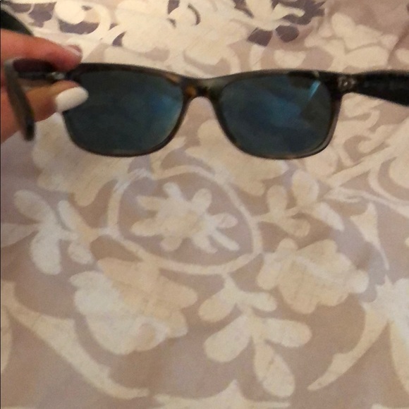 Ray-bans - Picture 3 of 4